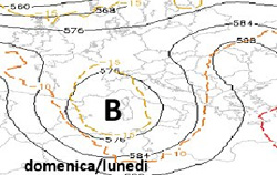 cartina isobarica che evidenzia il vortice ciclonico sul mar Tirreno