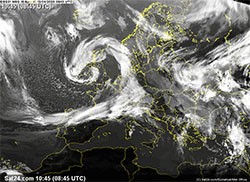 Immagine satellitare che mostra la perturbazione Atlantica in arrivo sulla Penisola