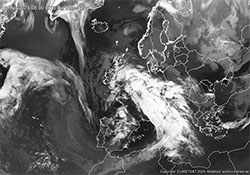 Immagine satellitare della perturbazioni attiva sull'Italia