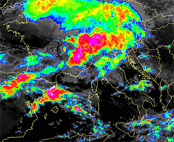 Il radar delle precipitazioni mostra la perturbazione in transito sell'Europa