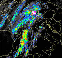 immagine satellitare delle precipitazioni sull'Italia